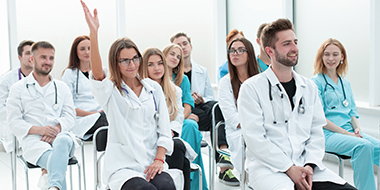 Аполомед Обучение